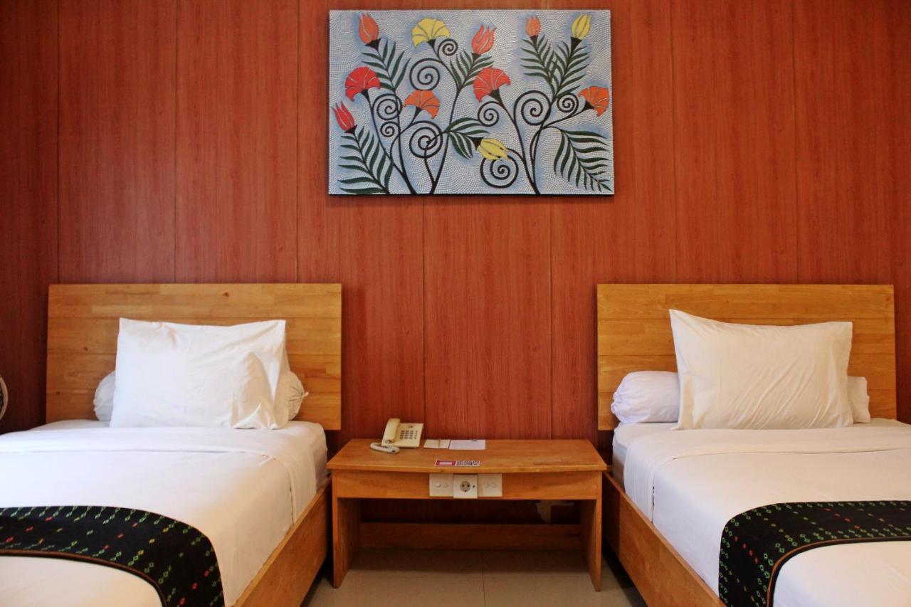 เอ๊กโซติก โคโดโม โฮเต็ล Hotel ลาบวนบาโจ ภายนอก รูปภาพ